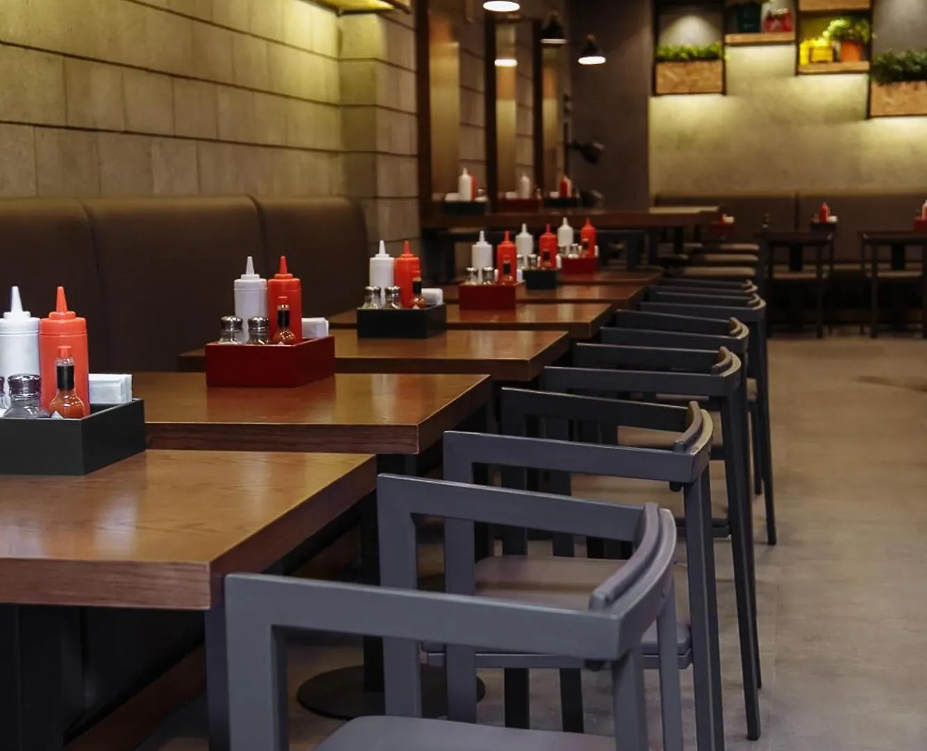 Hotel Qubic Villa Delhi Airport New Delhi