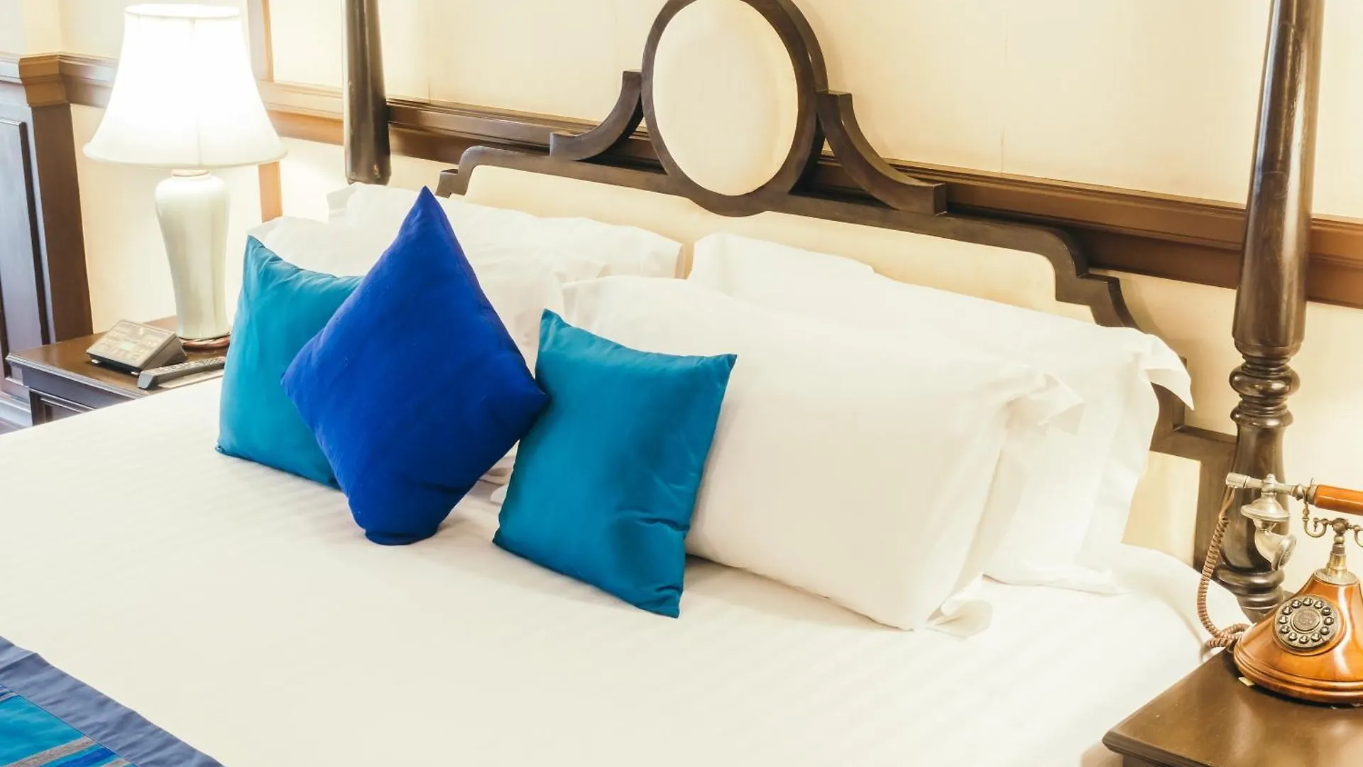 Hotel Qubic Villa Delhi Airport 4*, New Delhi